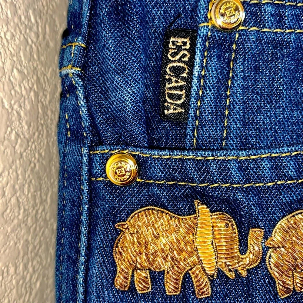 ESCADA jeans, 4 embroidered gold elephants on pockets, blue denim. 40 - Picture 7 of 17